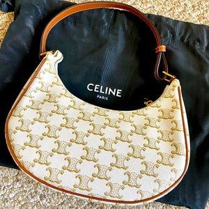 AVA BAG IN TRIOMPHE CANVAS AND CALFSKIN
WHITE